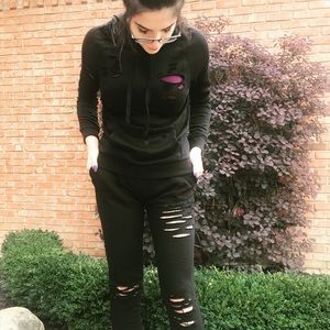 A little Torn Up about this Hoodie Set! 💜